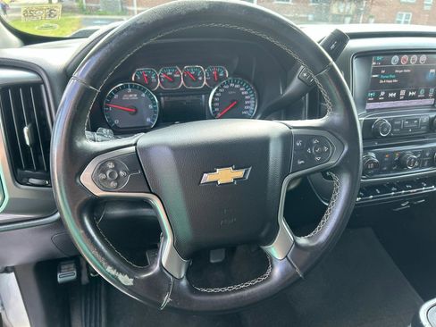Used 2017 Chevrolet Silverado 1500 LT w/ Redline Edition AWD/4WD image 14