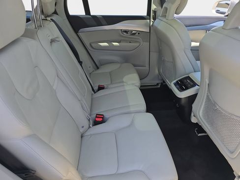 Used 2016 Volvo XC90 T6 Momentum w/ Vision Package AWD/4WD image 13