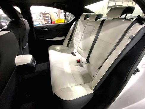 Used 2025 Lexus IS 350 F Sport w/ Navigation Package image 21