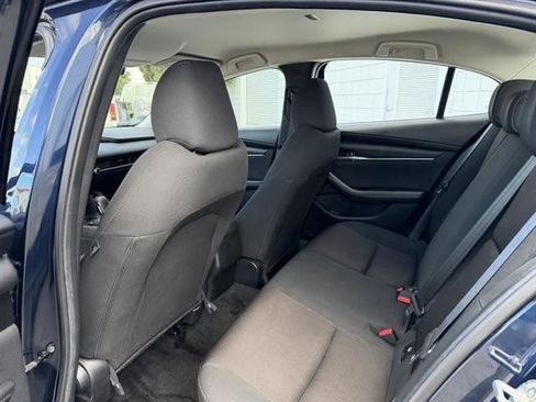 Used 2024 MAZDA MAZDA3 s image 18