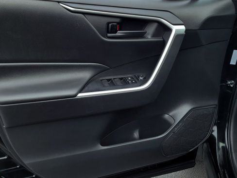 Certified 2024 Toyota RAV4 LE image 9