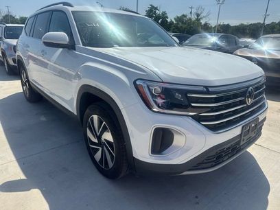 Used 2025 Volkswagen Atlas SE