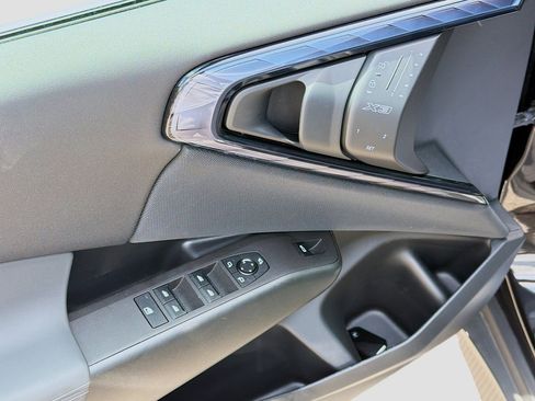 Used 2025 BMW X3 xDrive30i image 23