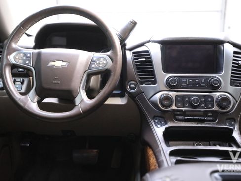 Used 2016 Chevrolet Suburban LTZ image 22