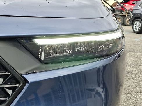 Used 2025 Honda Accord SE image 9