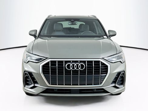 Used 2025 Audi Q3 2.0T Premium AWD/4WD image 2