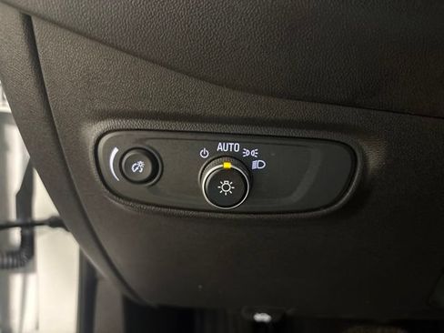 Used 2024 Chevrolet Equinox RS FWD image 15