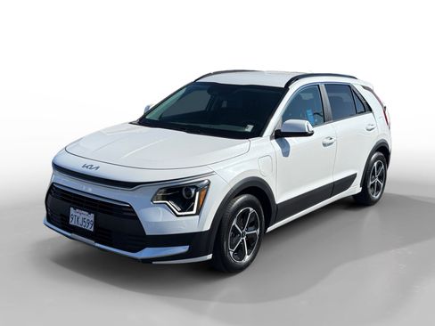 Used 2025 Kia Niro EX FWD image 1