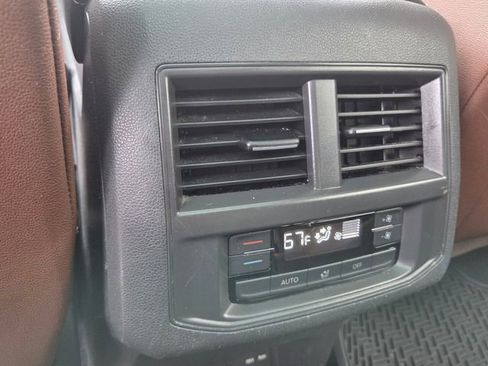 Used 2021 Volkswagen Atlas SE image 15