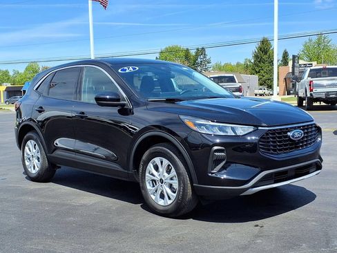 Used 2024 Ford Escape Active w/ Tech Pack #2 AWD/4WD image 3