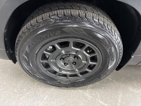 Used 2024 MAZDA CX-50 Meridian Edition w/ Apex Package image 31