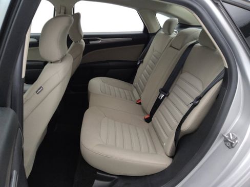 Used 2018 Ford Fusion S image 18