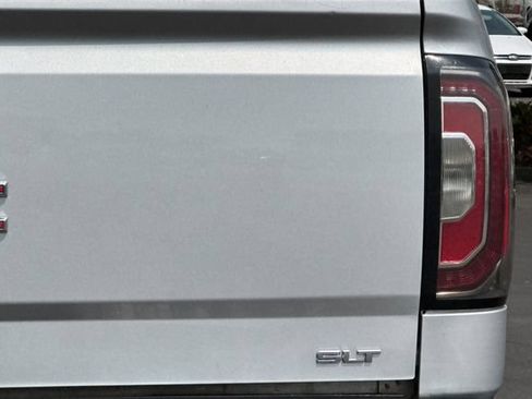 Used 2018 GMC Sierra 1500 SLT AWD/4WD image 50