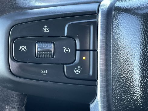 Used 2022 GMC Sierra 2500 SLE w/ SLE Value Package; image 22