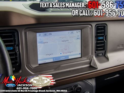 Certified 2022 Ford Bronco Outer Banks w/ Sasquatch Package AWD/4WD image 15
