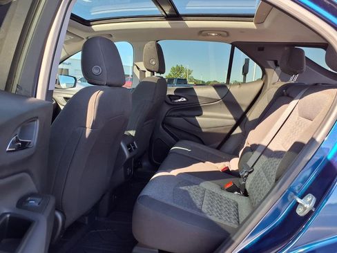 Used 2022 Chevrolet Equinox LT FWD image 22