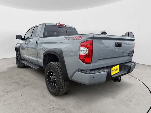Used 2021 Toyota Tundra Limited w/ Limited Premium Package AWD/4WD image 3
