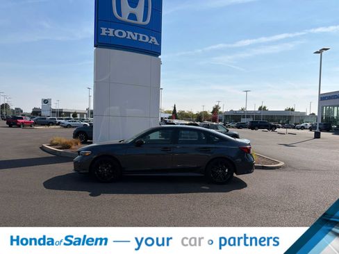 Used 2025 Honda Civic Sport image 3