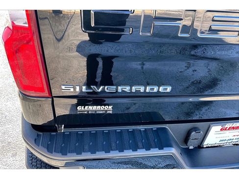 Used 2022 Chevrolet Silverado 1500 High Country image 9