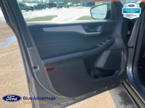 Certified 2022 Ford Escape SE w/ Convenience Package AWD/4WD image 16