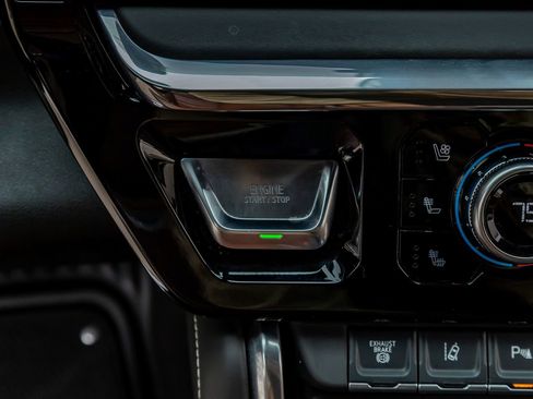 Used 2024 GMC Sierra 2500 Denali Ultimate image 22