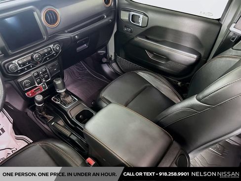 Used 2023 Jeep Gladiator Mojave w/ Cold Weather Group AWD/4WD image 23