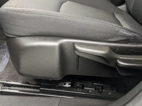 Used 2017 Chevrolet Malibu LS FWD image 35