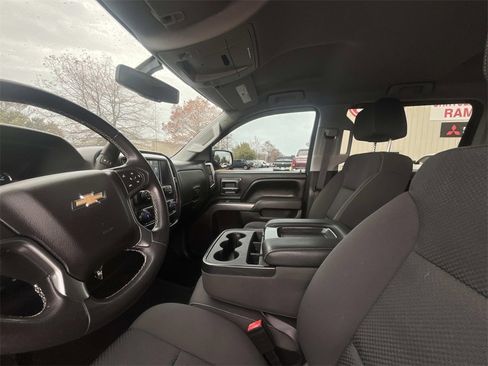 Used 2017 Chevrolet Silverado 1500 LT w/ All Star Edition image 10