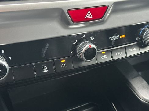 Used 2020 Kia Telluride LX image 23