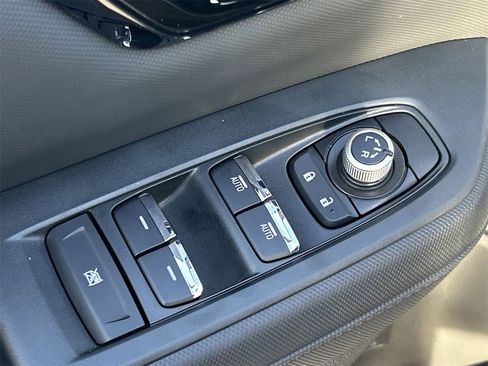 New 2025 Subaru Forester Limited image 17