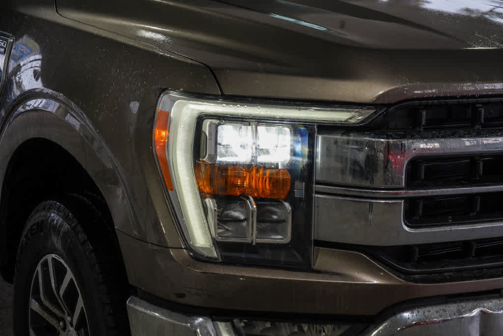 Used 2022 Ford F150 Lariat w/ Max Trailer Tow Package AWD/4WD image 4