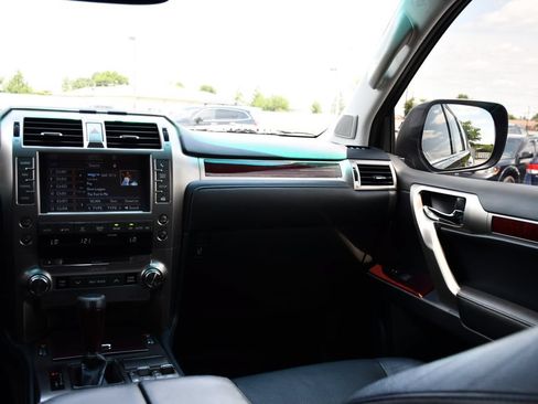 Used 2018 Lexus GX 460 Premium AWD/4WD image 28