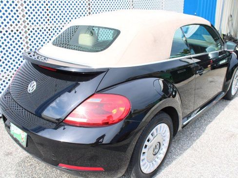 Used 2015 Volkswagen Beetle 1.8T FWD image 10
