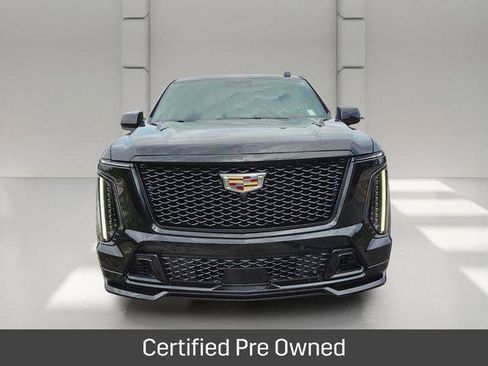 Certified 2025 Cadillac Escalade V w/ LPO, Floor Liner Package AWD/4WD image 8