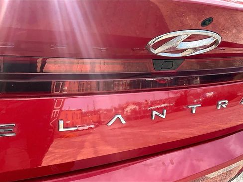 Used 2023 Hyundai Elantra SEL w/ Convenience Package image 31