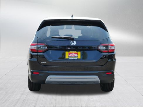 Used 2023 Honda Pilot EX-L image 6