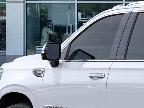 New 2026 GMC Yukon XL Denali w/ Denali Reserve Package image 14