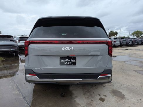 New 2026 Kia Carnival SX FWD image 7