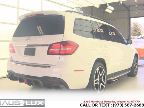 Used 2017 Mercedes-Benz GLS 550 4MATIC w/ Driver Assistance Package image 10