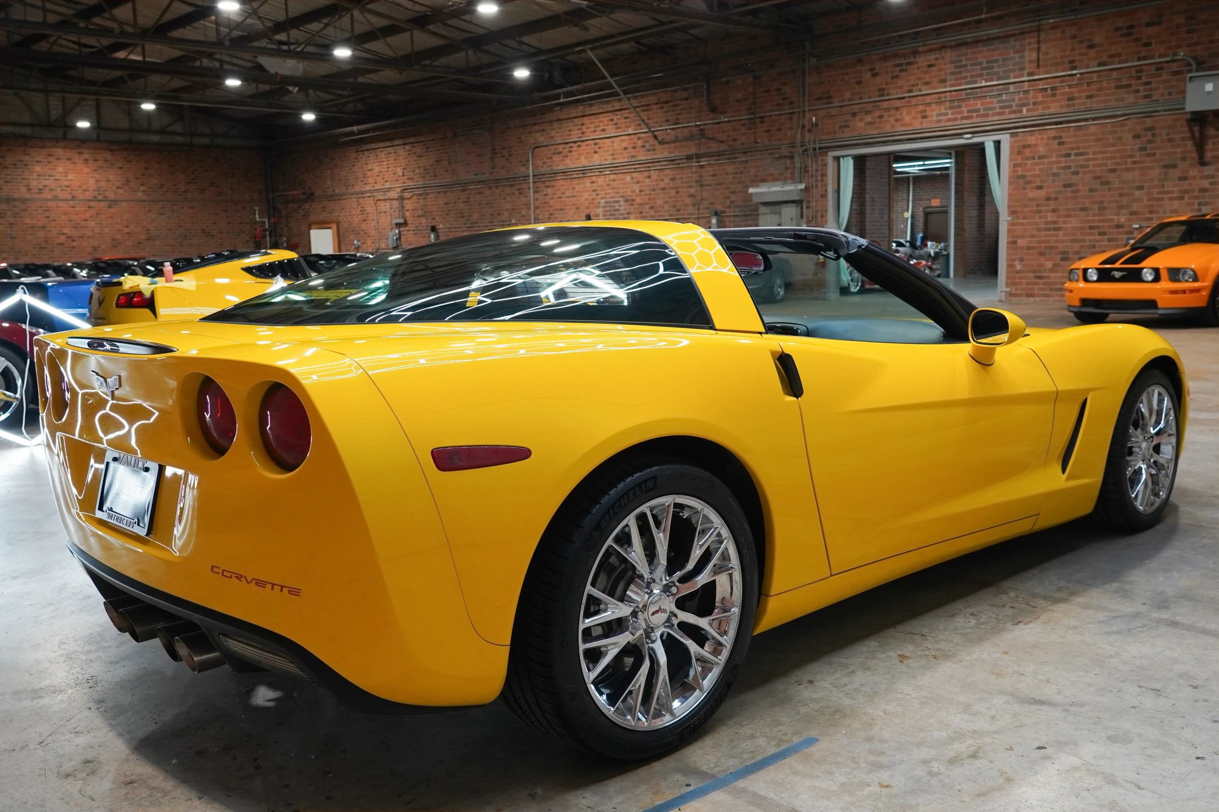 Used 2012 Chevrolet Corvette Coupe w/ Roof Package RWD image 47