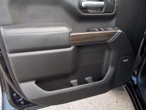 Used 2019 Chevrolet Silverado 1500 RST image 19