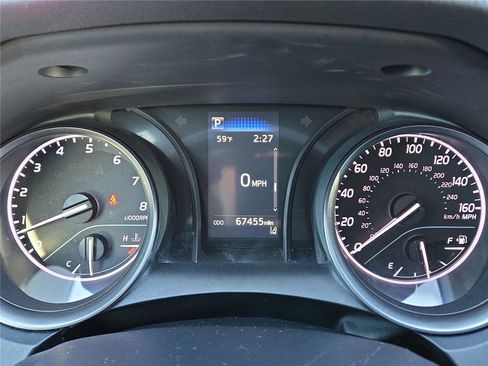 Used 2022 Toyota Camry SE image 22