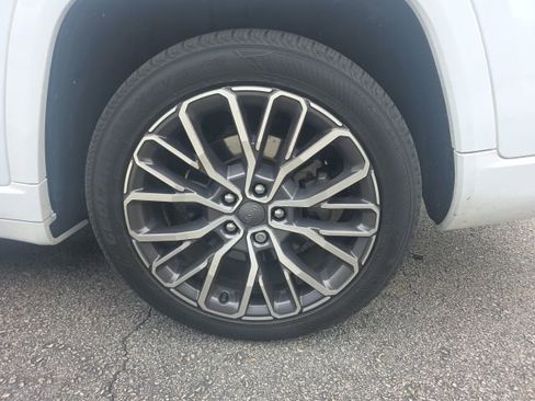 Used 2022 Jeep Grand Cherokee L Summit image 7