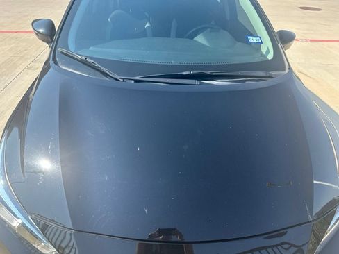 Used 2020 Nissan Versa SV FWD image 22
