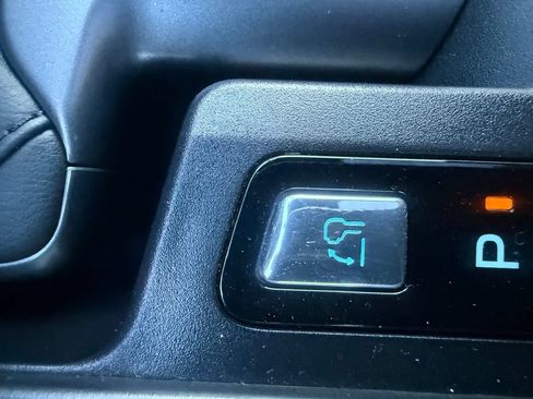 Used 2025 Ford F150 Lariat AWD/4WD image 78