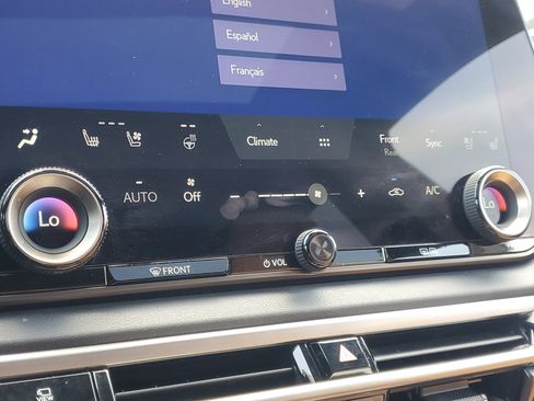 Used 2025 Lexus RX 350 Premium w/ Accessory Package (Z1) FWD image 33