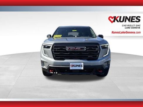 New 2026 GMC Acadia AT4 w/ LPO, Floor Liner Package image 10