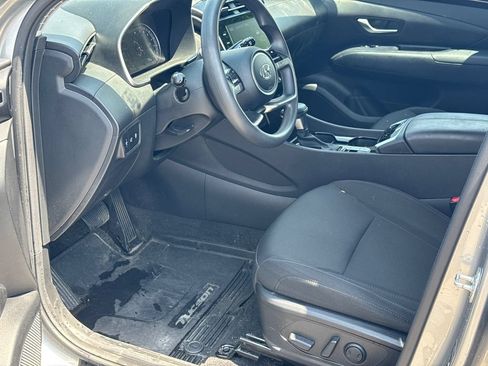 Certified 2023 Hyundai Tucson SEL AWD/4WD image 9