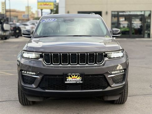 Used 2022 Jeep Grand Cherokee Limited 4xe AWD/4WD image 2