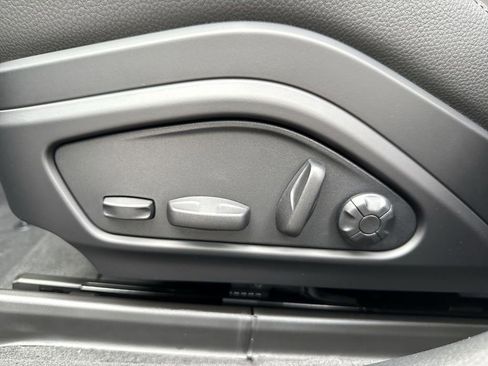 New 2026 Porsche Panamera 4 image 8